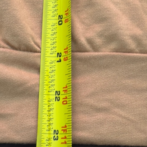 Workshop Republic Clothing Tan V-Neck Top women’s xl - Picture 9 of 14